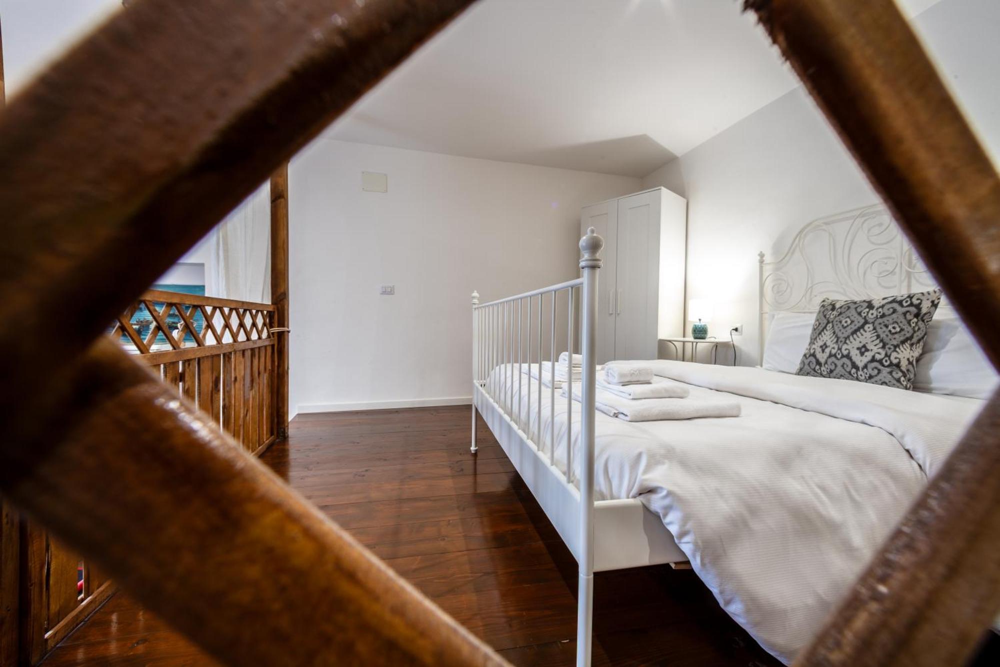 Mh Suites Rooms Apartments Bacoli Eksteriør bilde